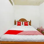 Spot On 91270 Hotel Arimbi