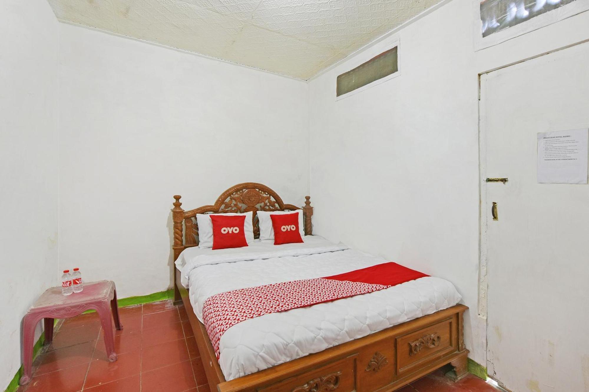 Hotel Spot On 91270 Arimbi Cilacap